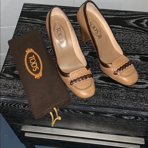 Tod’s pumps